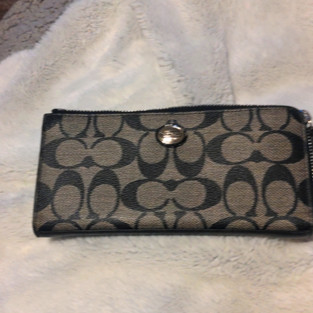 Coach wallet